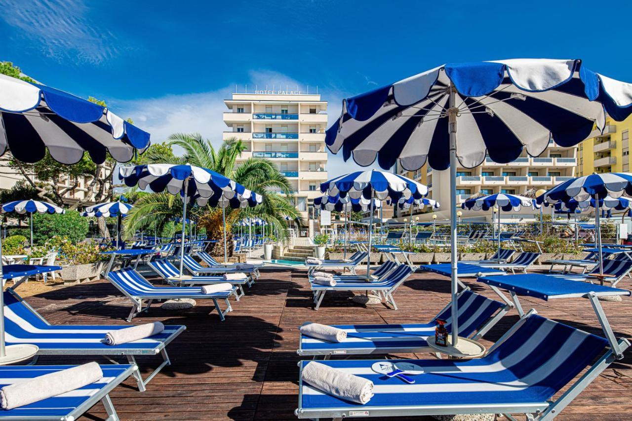 Hotel Palace Bibione Esterno foto