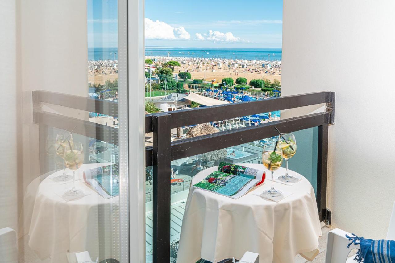 Hotel Palace Bibione Esterno foto