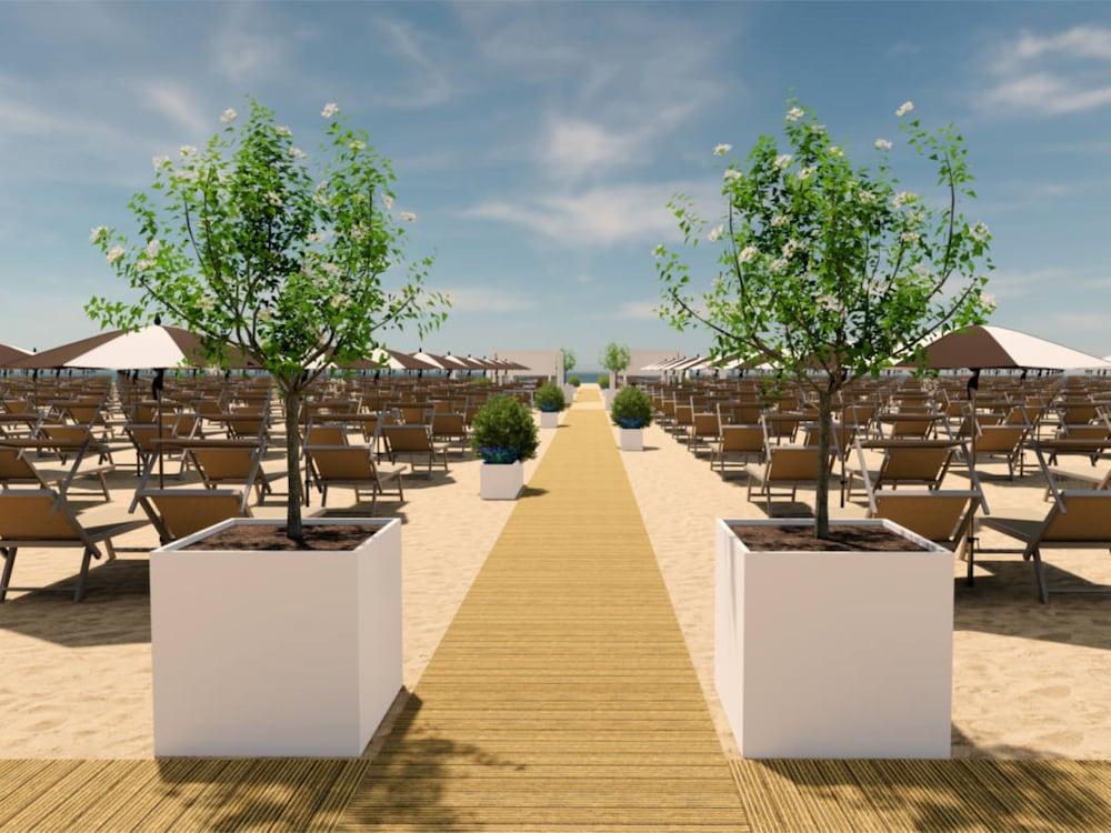 Hotel Palace Bibione Esterno foto